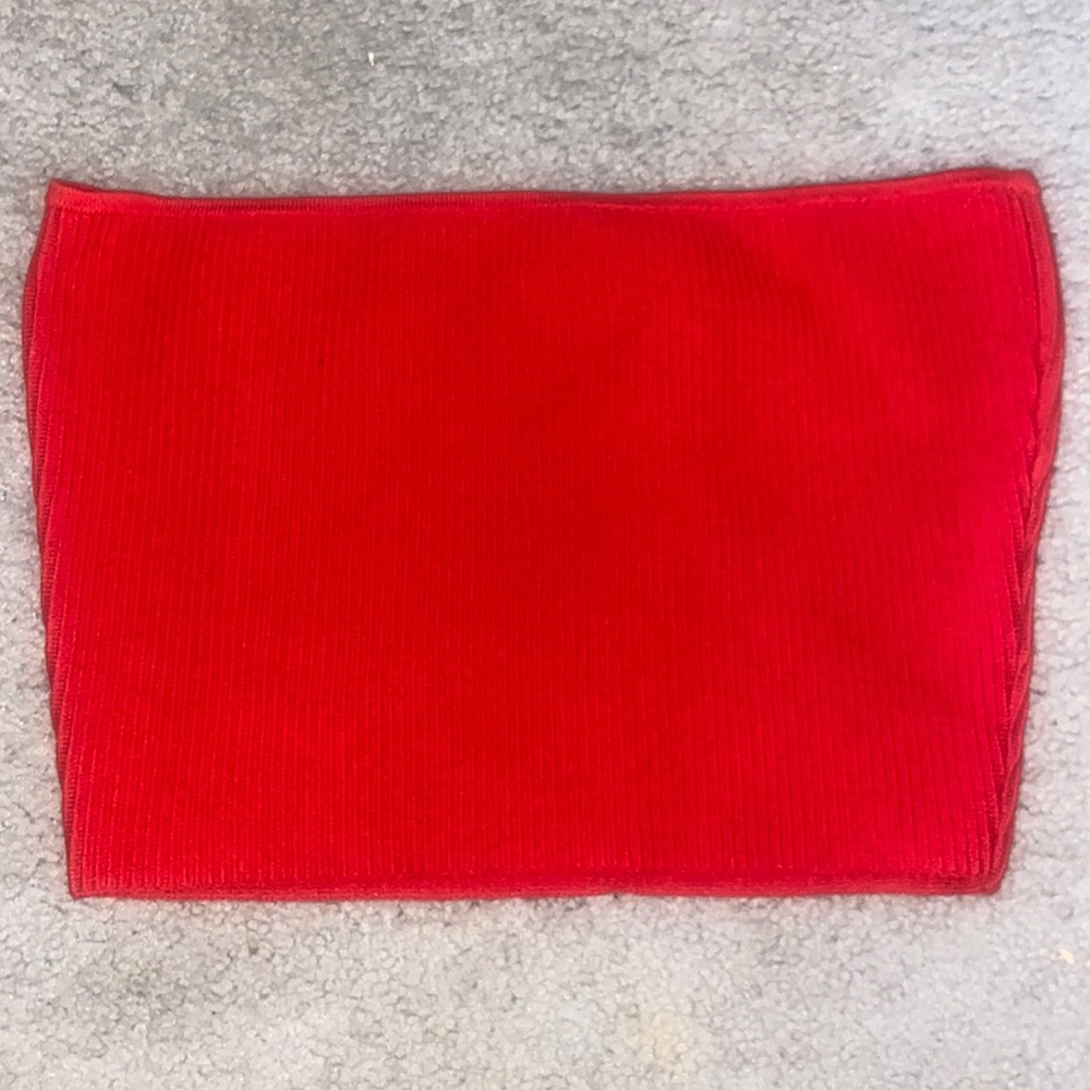 Red Babaton (artitzia brand) tub top size medium